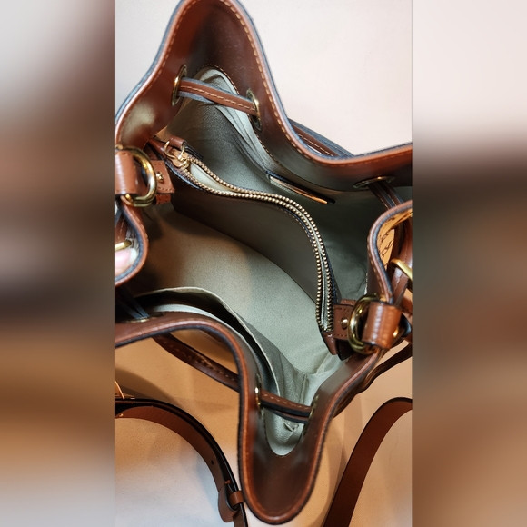 NWT! Valentino by Mario Valentino monogram leather bucket bag - Picture 5 of 9